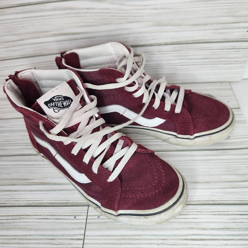 Vans Sk-8 high suede logo skateboard sneakers. Size 13.5 kids. Wine color.